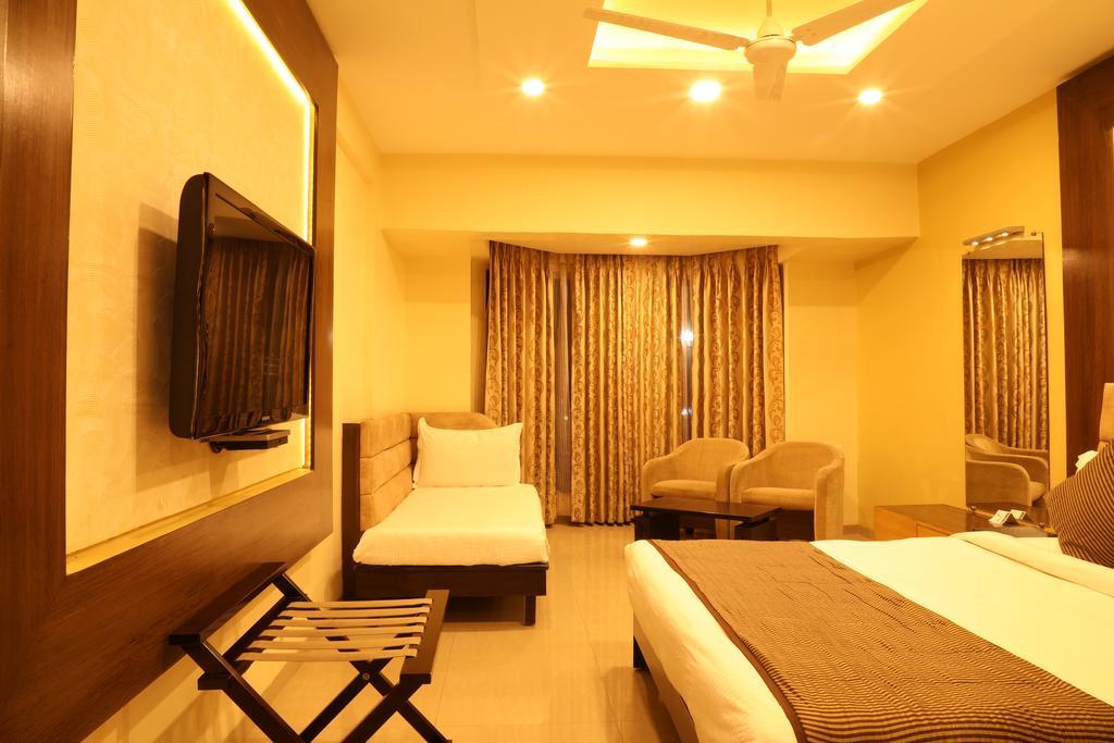 Patang Residency Hotel Saputara Luaran gambar