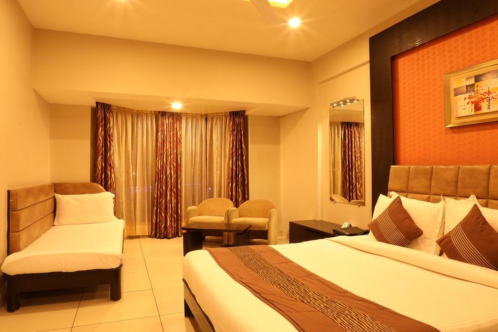 Patang Residency Hotel Saputara Luaran gambar