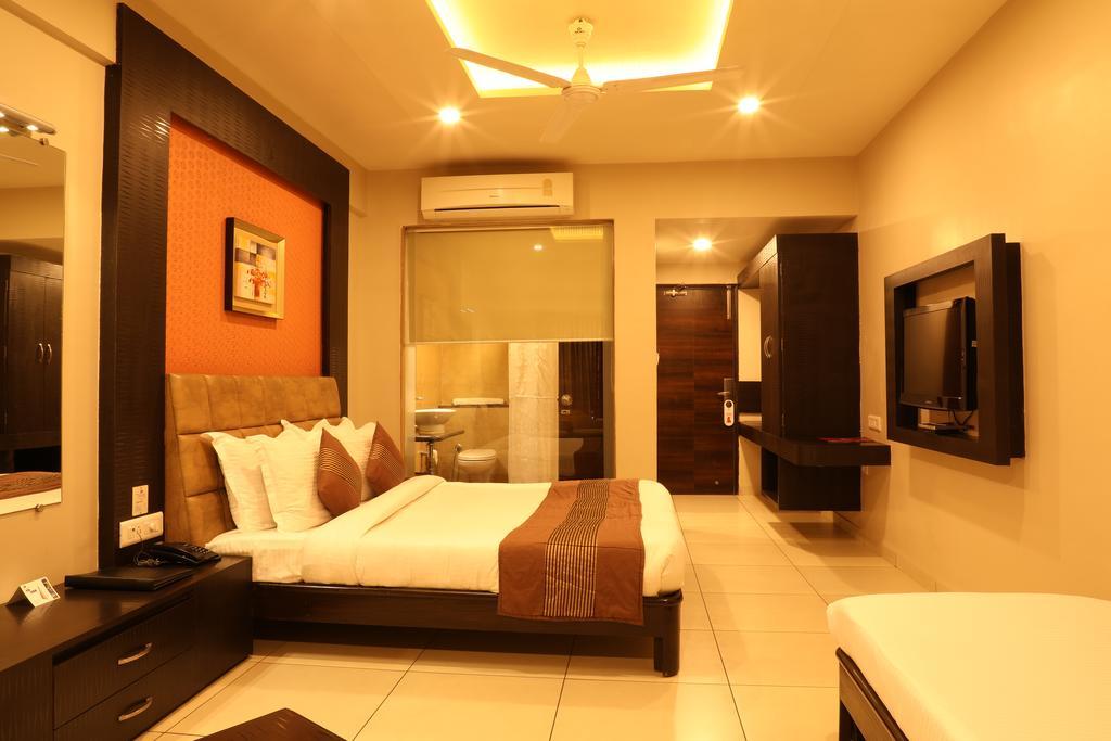 Patang Residency Hotel Saputara Luaran gambar